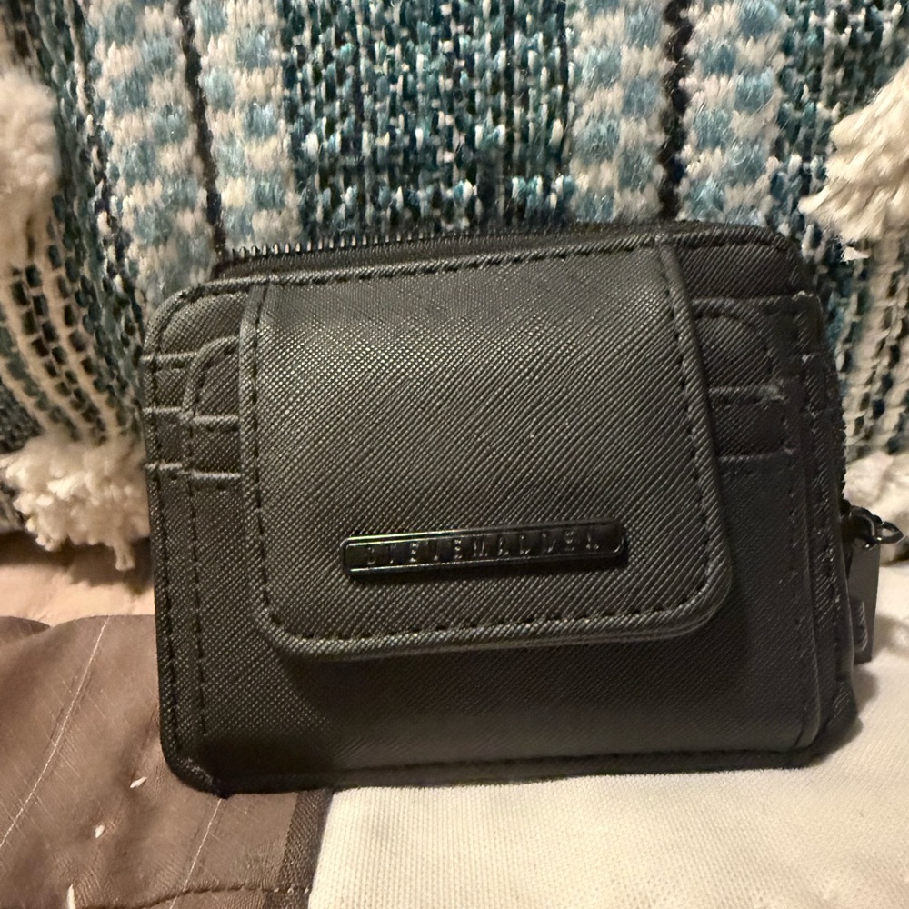 Steve Madden Gray Wallet